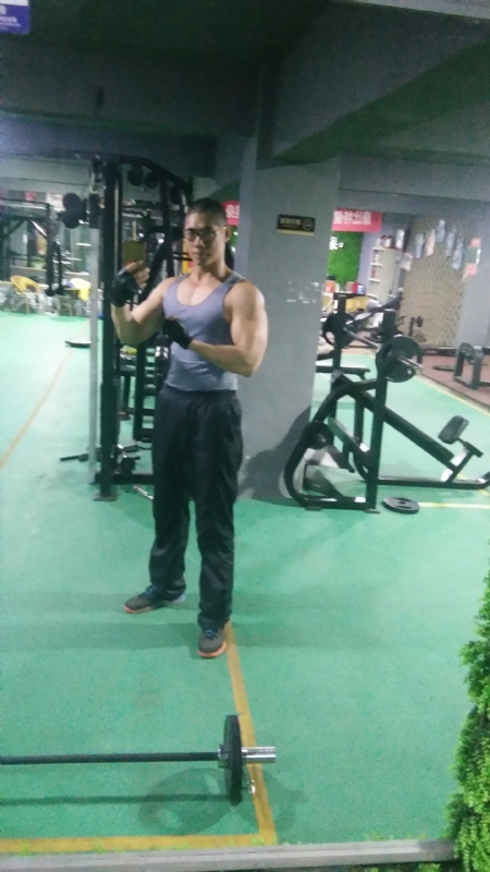 伤心是没有用的的第一张照片--南平蓝颜知己交友网