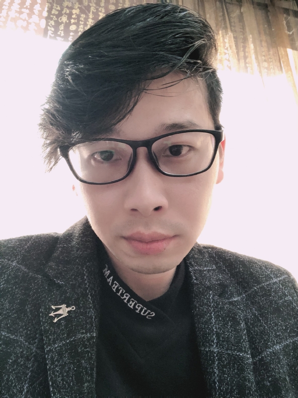 在等一个人的第一张照片--南平蓝颜知己交友网